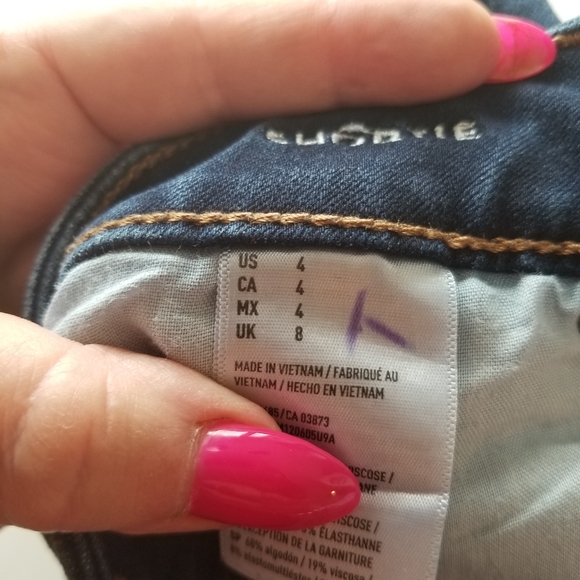 AMERICAN EAGLE OUTFITTERS DENIM SHORTS - Picture 9 of 9